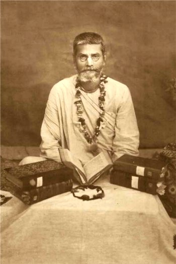 his-divine-grace-srila-bhakti-prajnana-keshava-goswami-maharaj